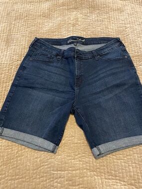 Universal Thread Dark Blue Cuffed Denim Bermuda Shorts